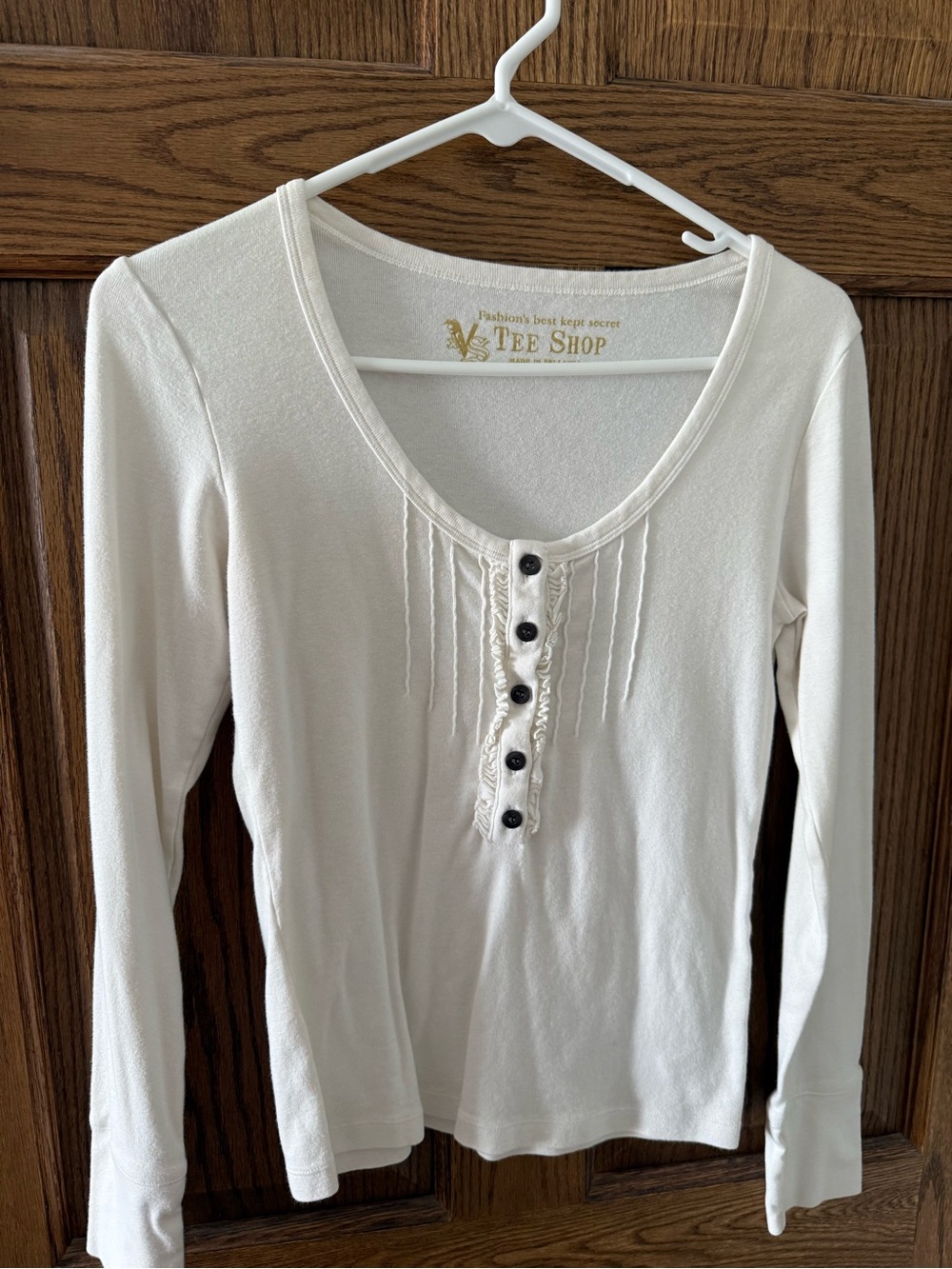 VINTAGE Victoria's Secret Cream Long-Sleeve Henley Tee with Pintuck Detail
